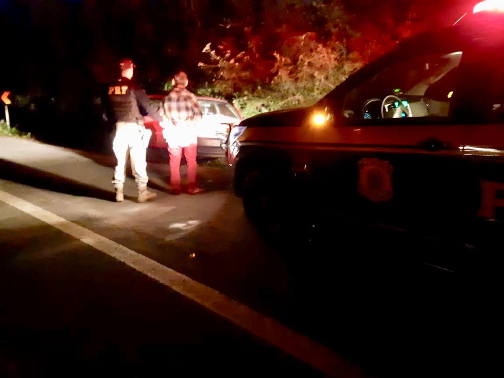 PRF prende homem alcoolizado após se acidentar em Campestre da Serra