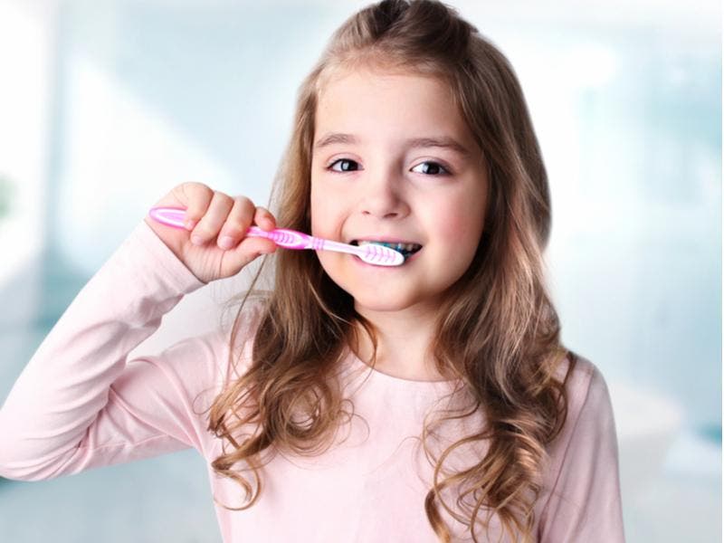 Transforme a escovação em um momento divertido: dicas para tornar a higiene bucal infantil prazerosa e eficiente