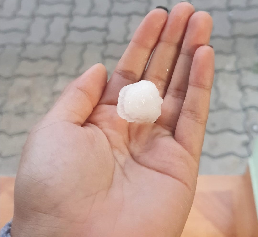Após amanhecer com granizo, sábado será de chuva e vento na maioria das regiões