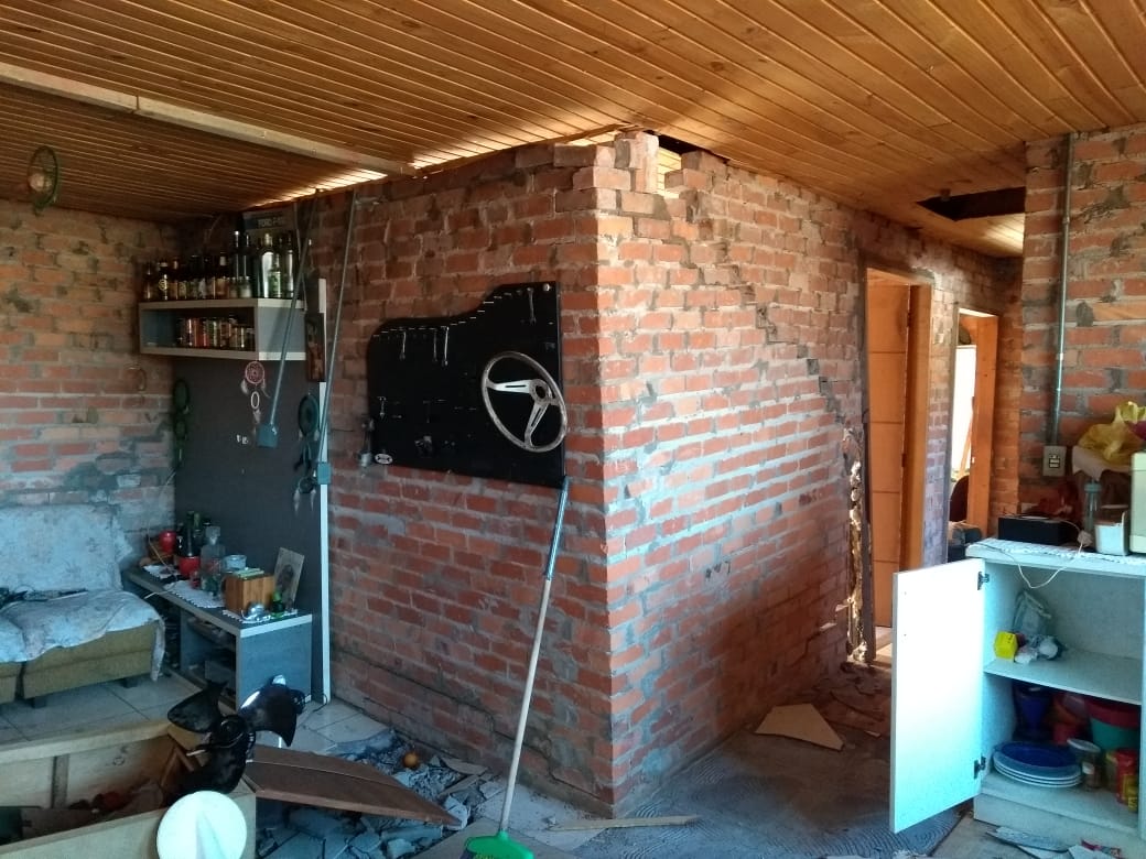Família promove vaquinha virtual para reconstruir a casa