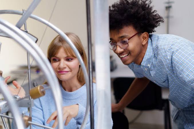Avaliação formativa e sua influência na eficácia da prática de ensino em física