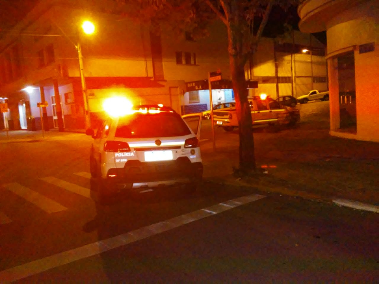 Homem foi preso durante operação da BM esta noite