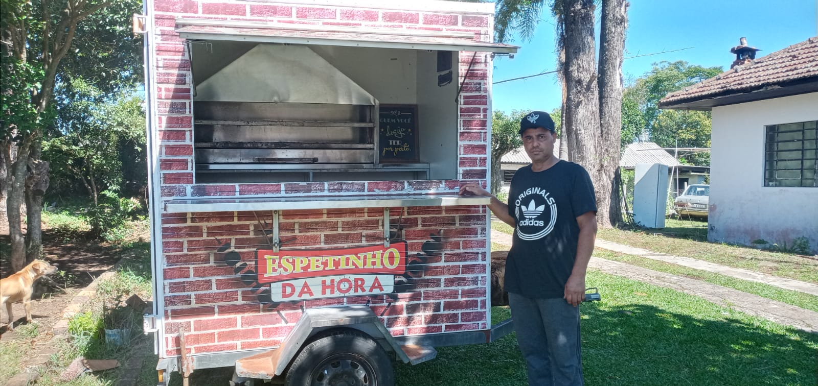 Churrasquinho da Praça reinaugura com novo nome e muitas novidades