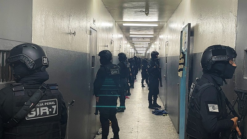 Susepe apreende celulares, drogas e outros objetos no Presídio Regional de Caxias do Sul