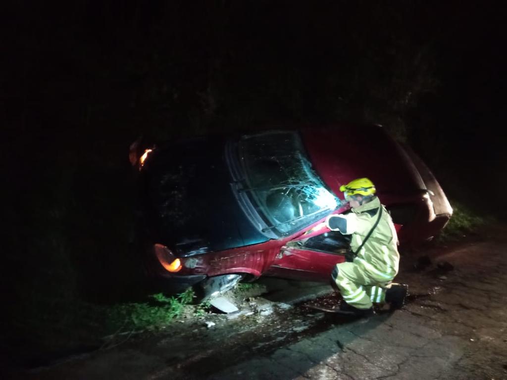 Bombeiros atenderam acidente de trânsito na noite desta quinta-feira em São Marcos