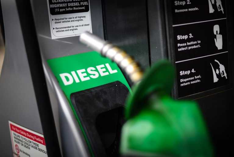 Petrobras anuncia redução de R$ 0,40 no preço do diesel a partir desta quarta-feira