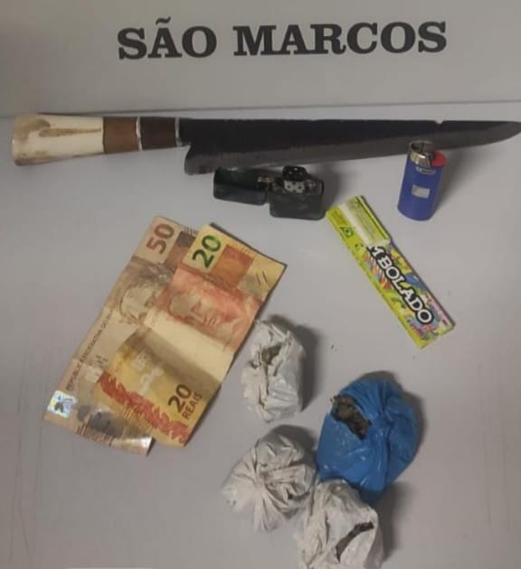 Menor foi apreendido com faca e droga neste domingo em São Marcos