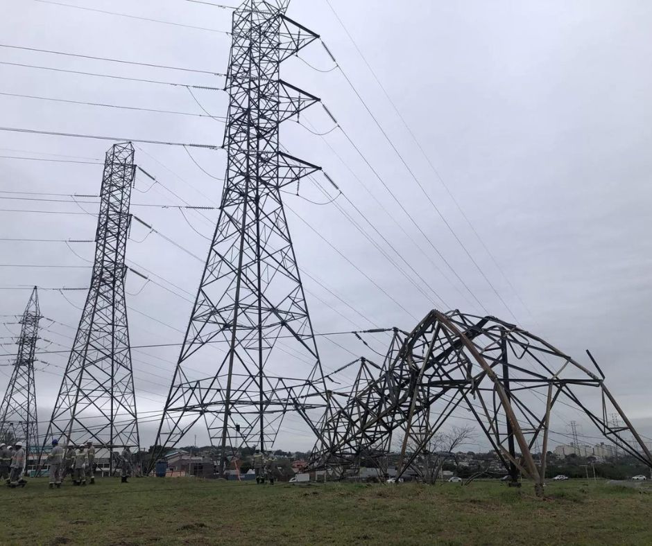 Temporal desta segunda atingiu quase 16 mil pessoas e causou estragos em várias regiões do Rio Grande do Sul