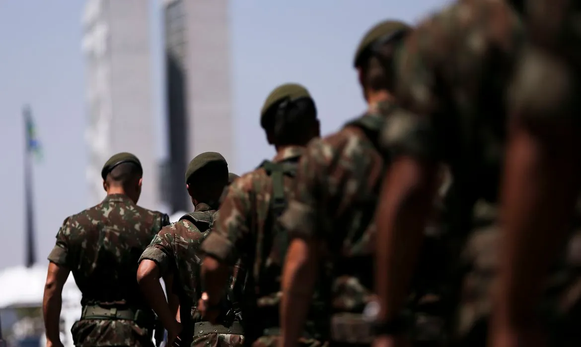 Jovens nascidos em 2006 devem fazer o Alistamento Militar até 30 de junho