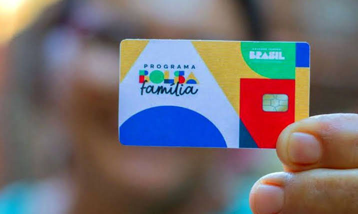 Bolsa Família paga R$ 50 a mais para gestantes e adolescentes este mês