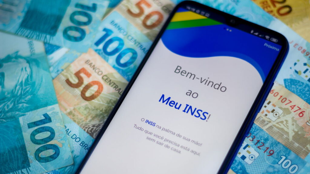 INSS inicia pagamento da folha de novembro e alerta para fake news sobre 14º salário