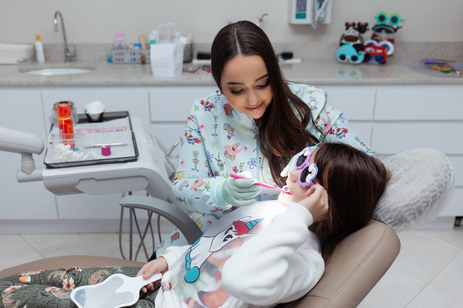 Já imaginou seu filho tranquilo na hora de ir ao dentista?