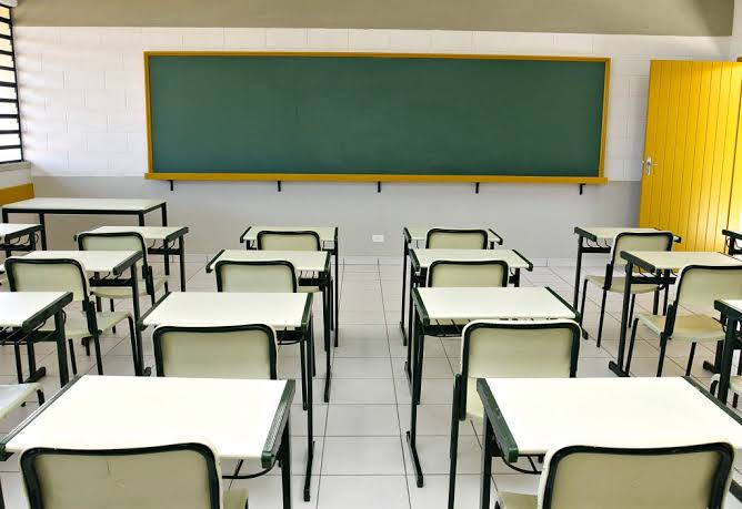 Estado anuncia novos concursos para professores