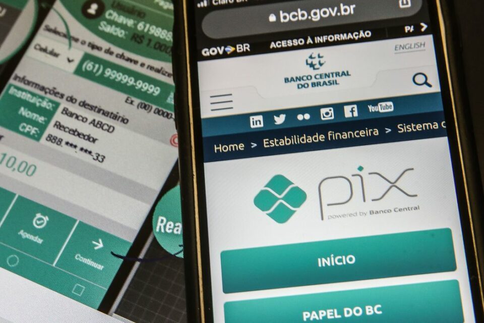 Pix bate recorde e supera 140 milhões de transações em um dia