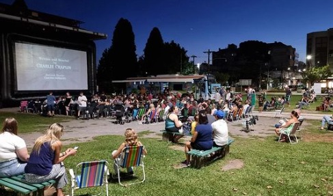 Primeira exibição do Projeto Cinema de Verão em São Marcos acontece hoje na Praça Dante Marcucci
