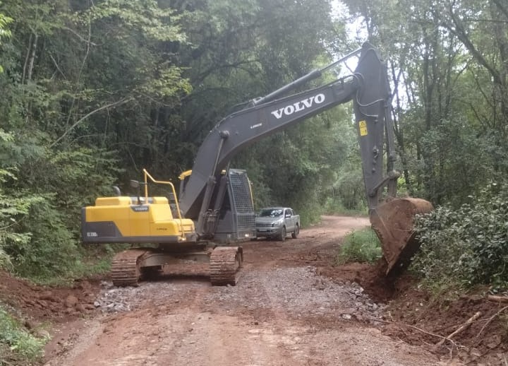 Recuperação bem-sucedida na Estrada 500 que retoma a normalidade após intervenção rápida e eficiente