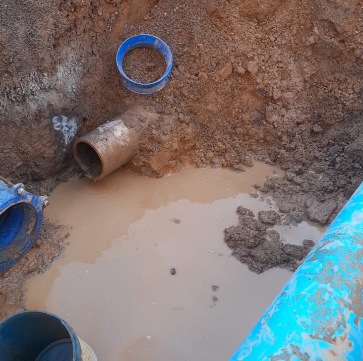 Rompimento de adutora afeta abastecimento em alguns bairros nesta terça-feira em São Marcos