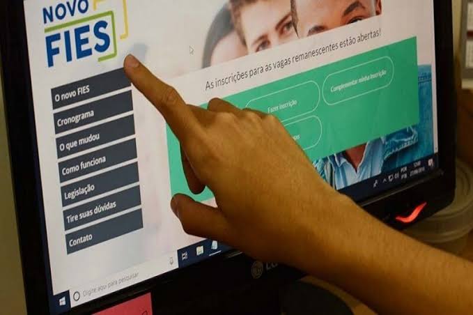 Inscrições para o Fies do segundo semestre terminam hoje