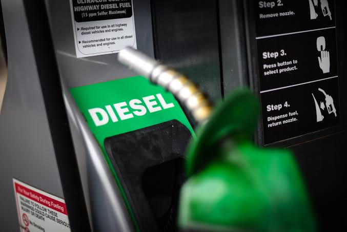 Diesel tem redução de R$0,08 nas refinarias