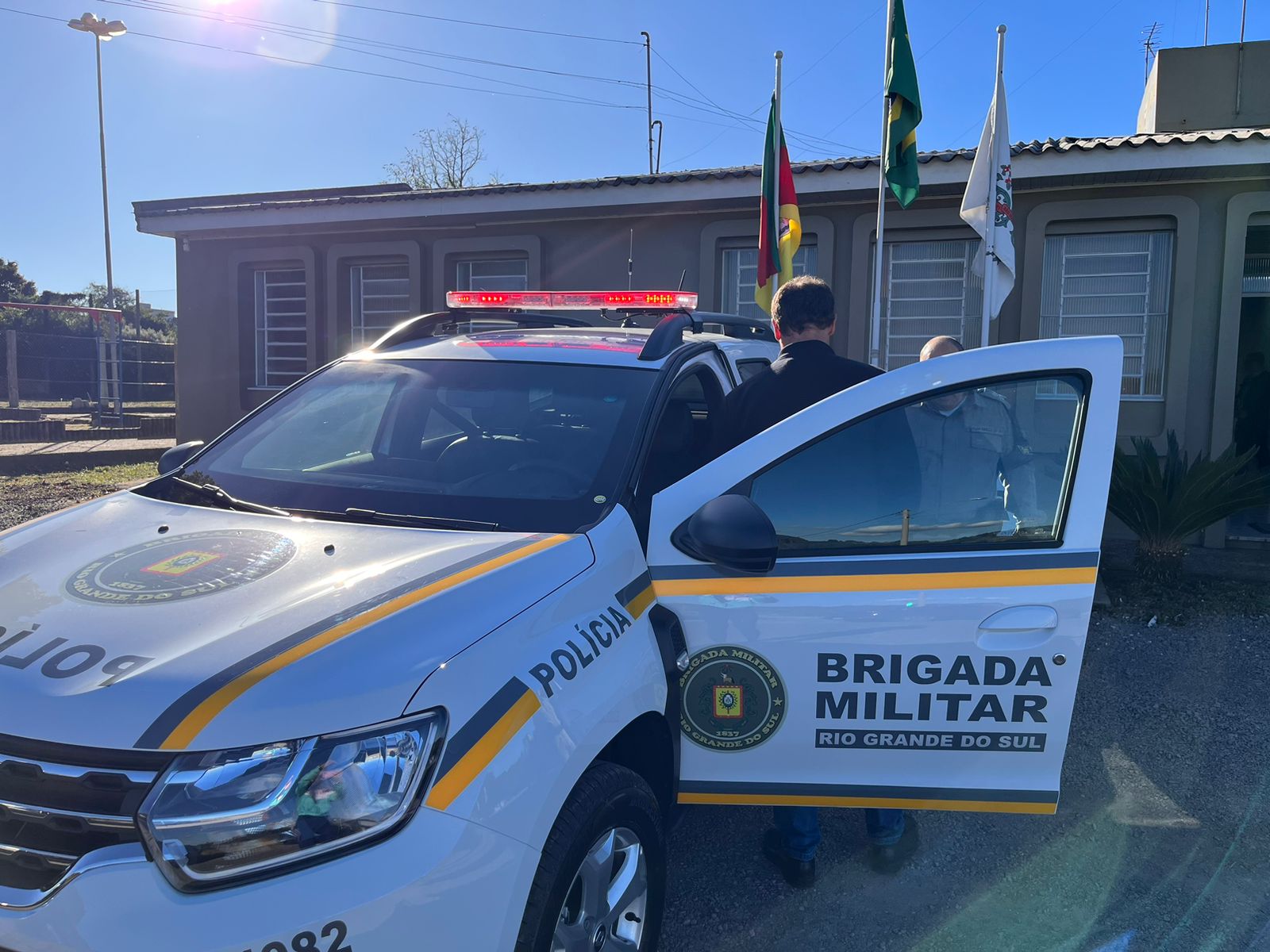BM de São Marcos recebe nova viatura e armas de choque através do Piseg RS