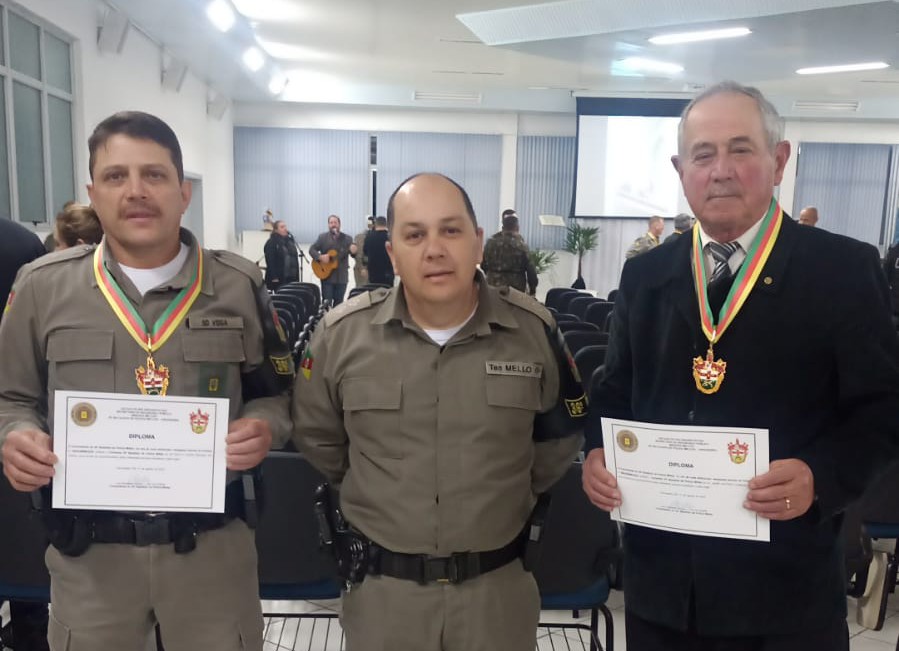 36º BPM comemora 16 anos com solenidade e entrega de medalhas