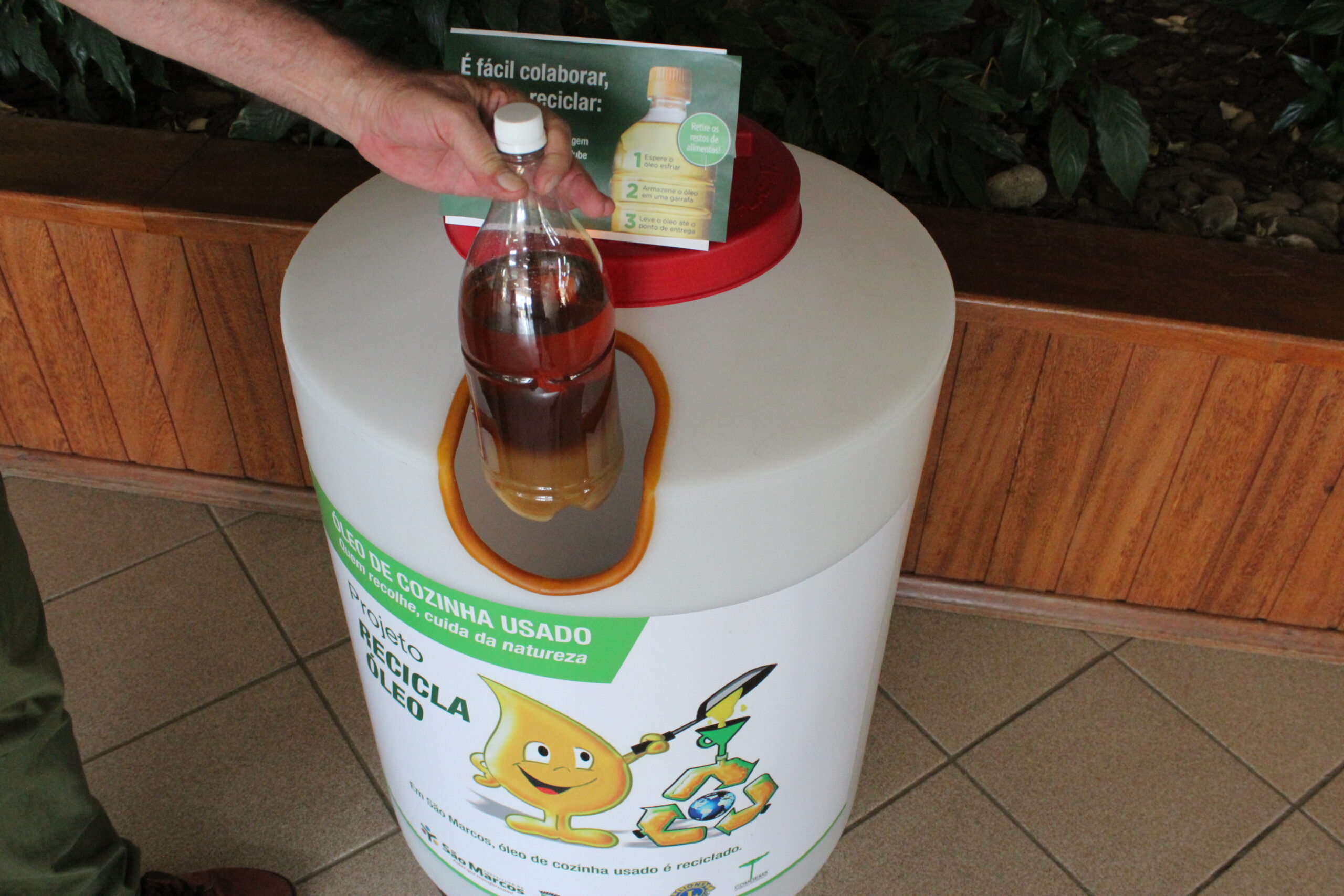 Recicla Óleo: projeto tem 22 pontos de coleta pela cidade