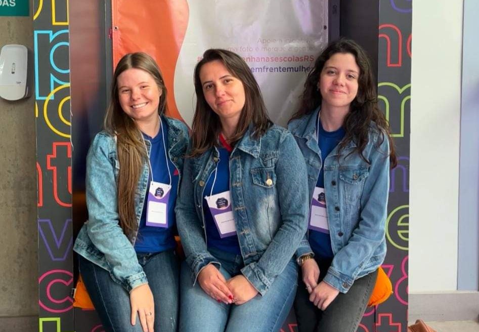Estudantes de Campestre da Serra participam da 4ª Semana Maria da Penha nas Escolas em Porto Alegre