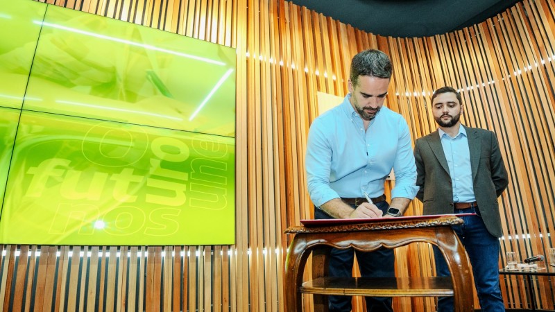 Governo do Estado apresenta programas de educação e empregabilidade para jovens