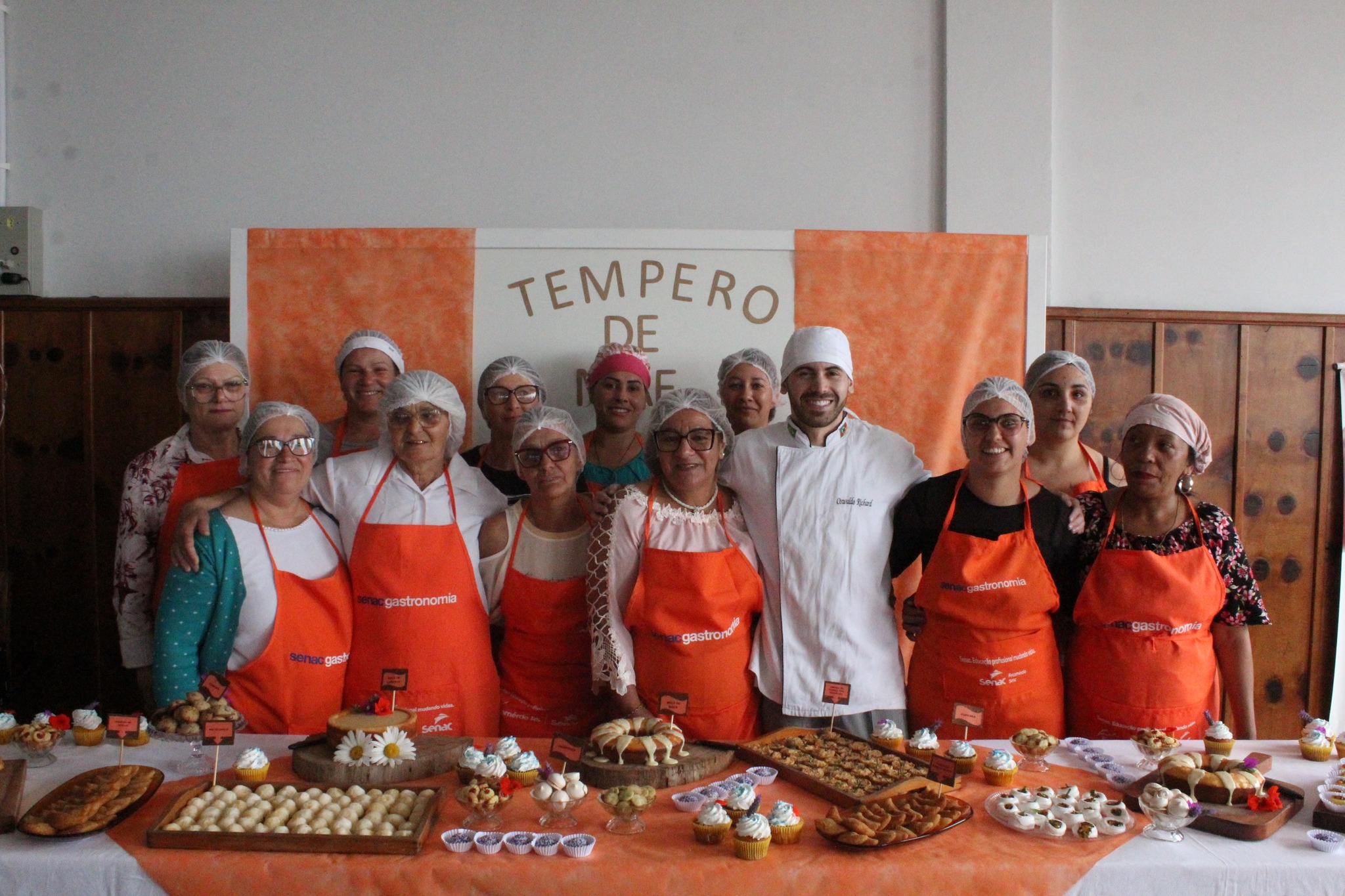 Curso de culinária empodera mães de crianças e adolescentes do Centro Sol Nascente