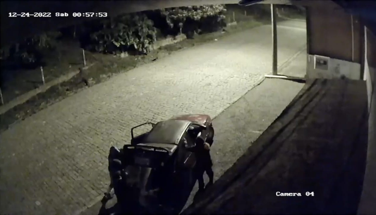 Em 2 minutos bandidos causam prejuízo de cerca de R$ 10 mil a empresário são-marquense