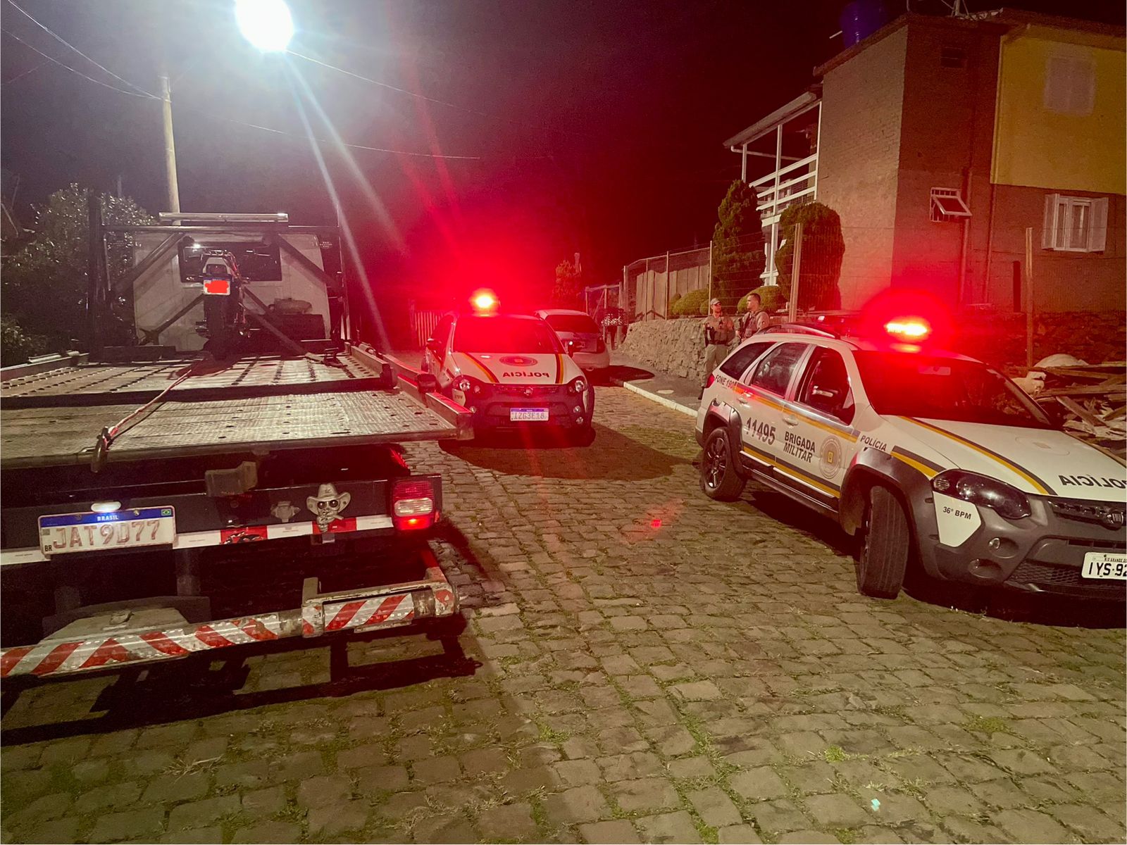 Brigada Militar de São Marcos prende três pessoas e apreende veículos durante a Operação PTO