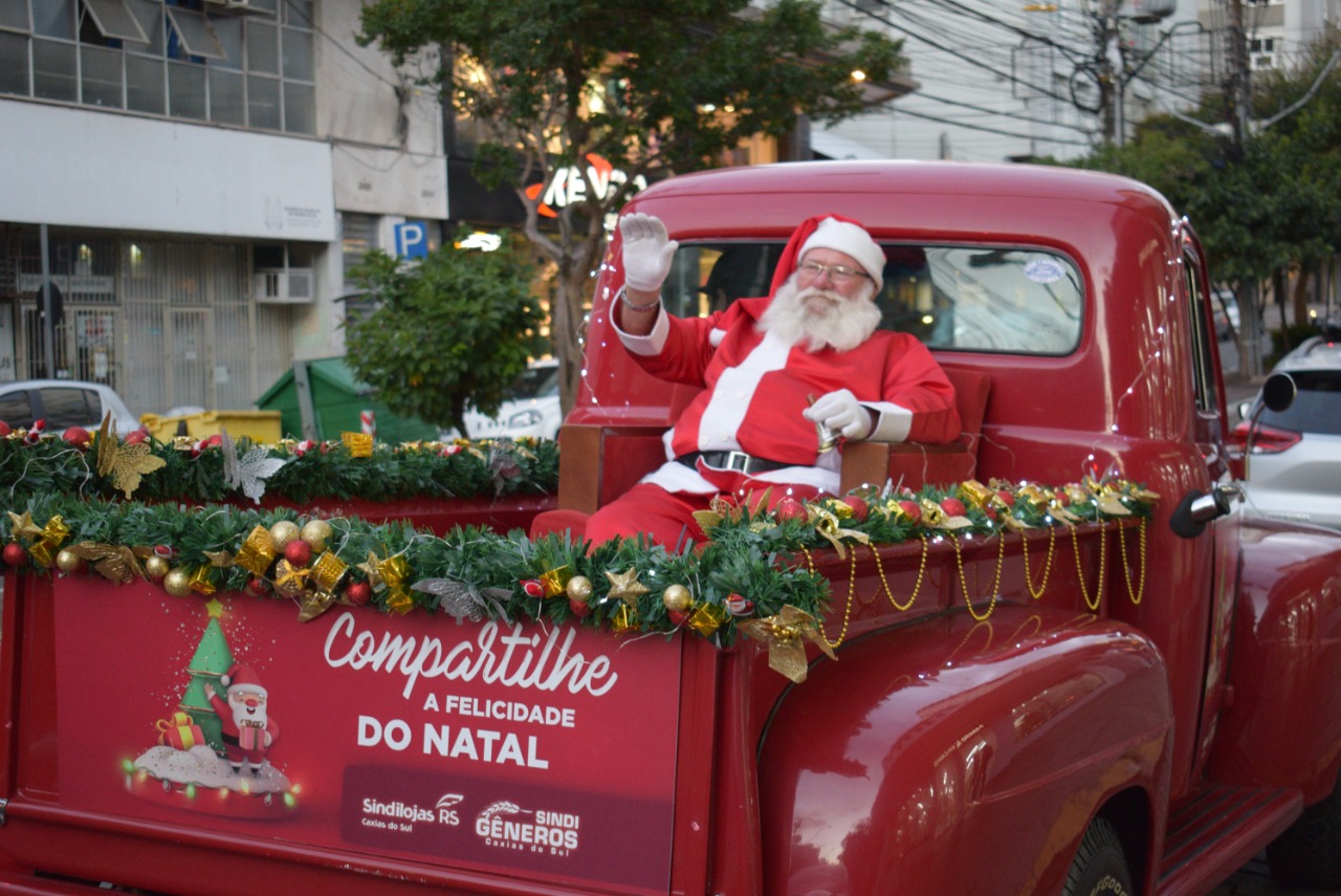 Picape do Papai Noel vai percorrer as principais vias e bairros de São Marcos na quarta-feira (22)