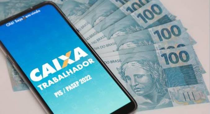 Caixa libera abono salarial para trabalhadores nascidos em outubro