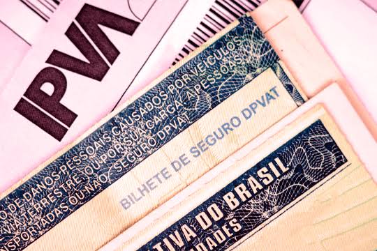 Motoristas que não pagaram o IPVA 2022 serão inscritos em dívida ativa