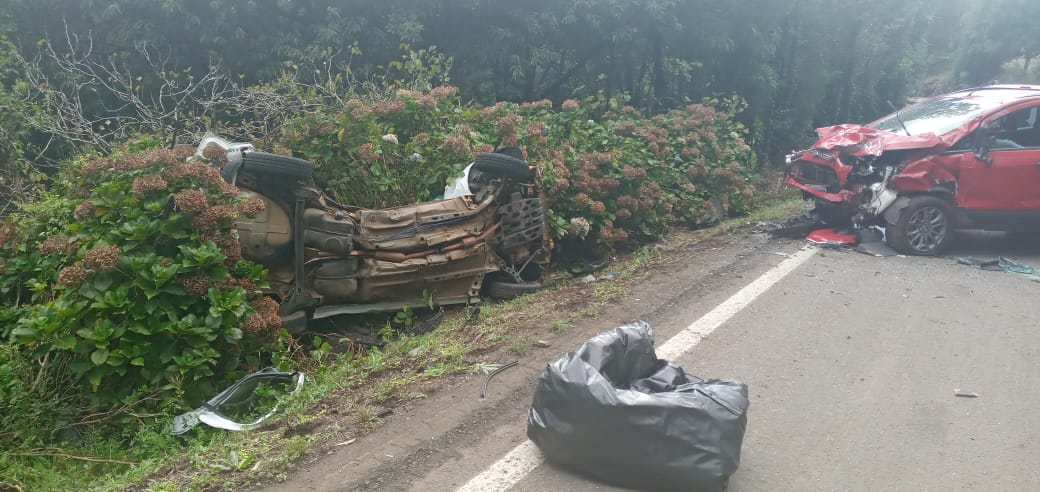 Casal de jovens morre em acidente neste domingo na BR-116