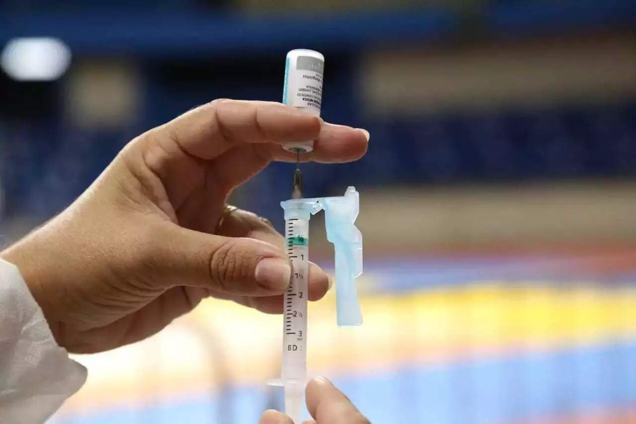 Covid-19: a partir de hoje primeira dose da vacina precisa de agendamento