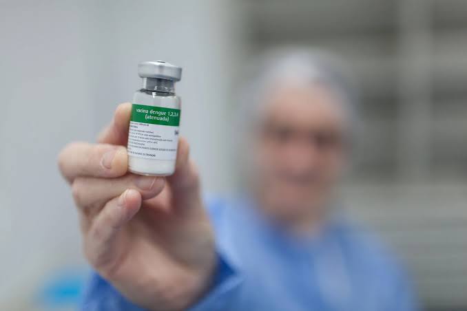 Nova vacina contra a dengue chega ao Brasil na próxima semana