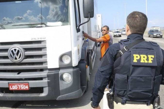 PRF realiza comando de saúde nas rodovias federais do RS