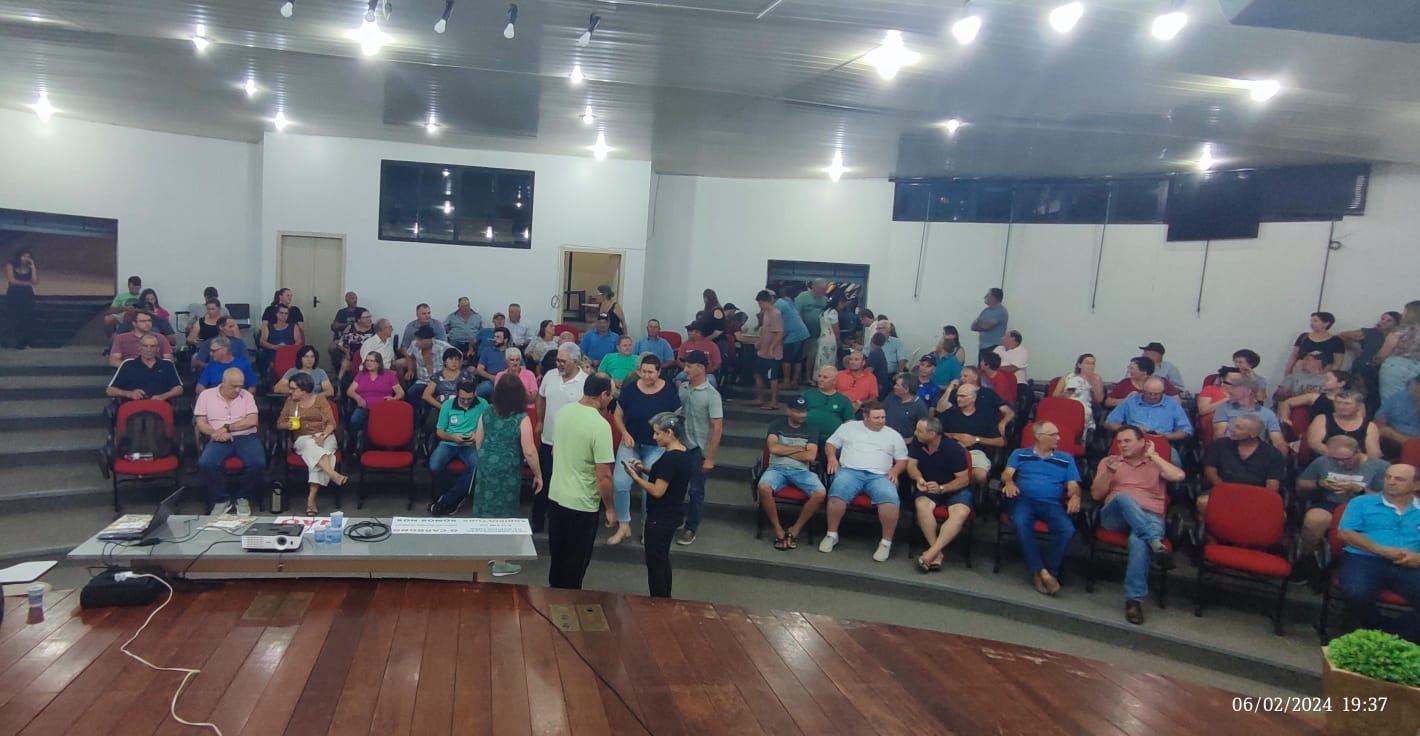 Conselho e entidades ligadas aos agricultores de São Marcos entregam ofício no Ministério do Trabalho