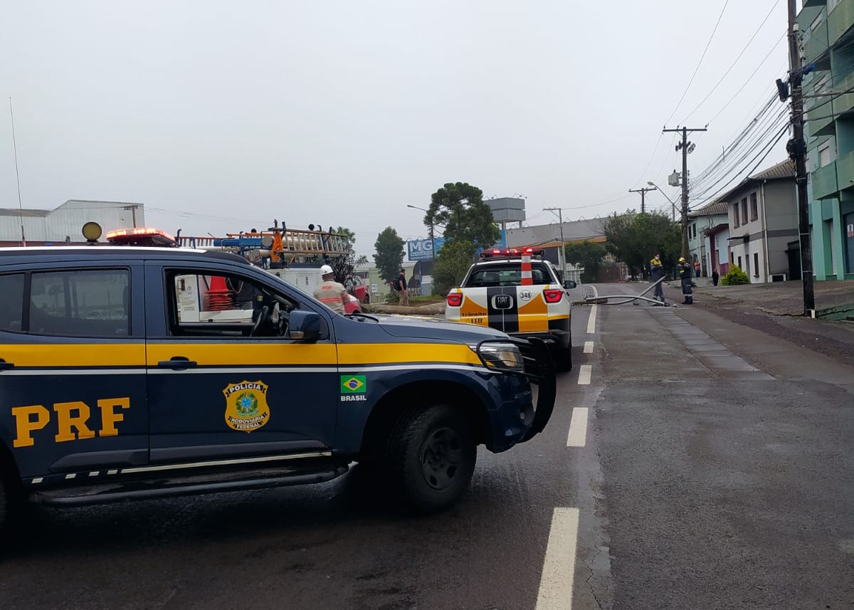 PRF registra acidente com bloqueio parcial da pista em Ana Rech