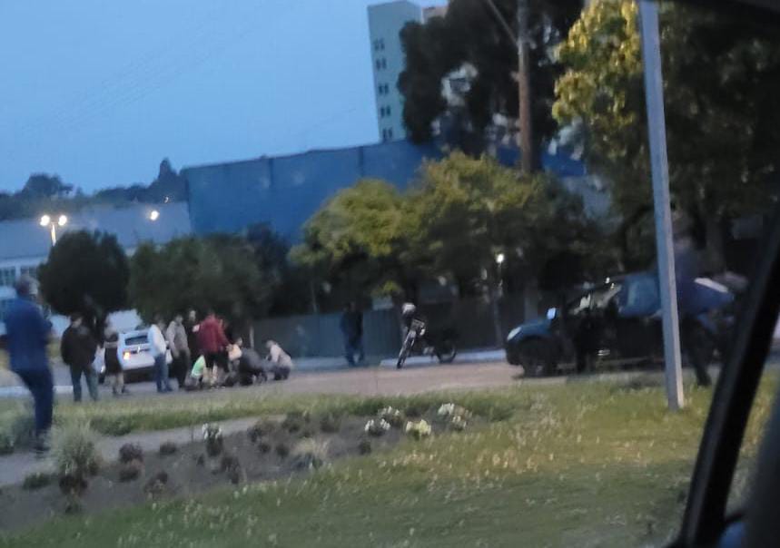 Jovem é atropelada na BR-116 em São Marcos e sofre ferimentos leves
