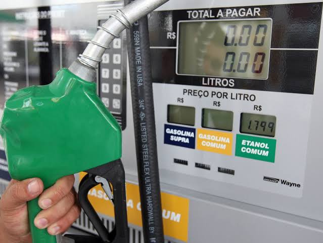 Governo zera imposto de importação de etanol e de seis alimentos