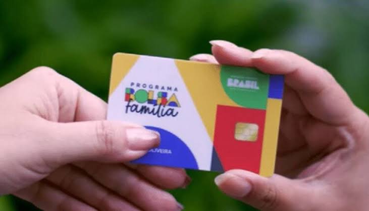 Caixa começa a pagar Bolsa Família com adicional de R$ 150