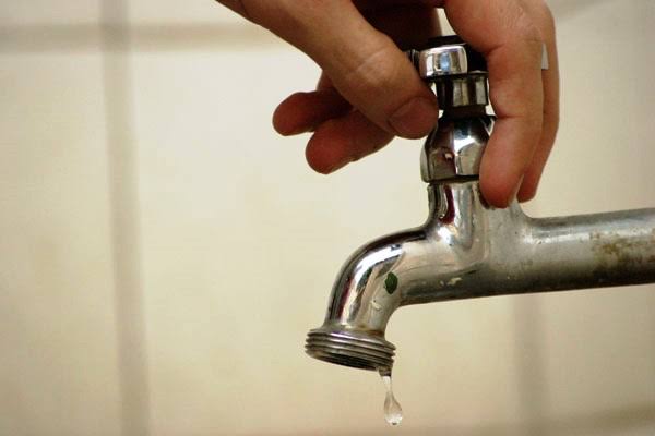Diversos bairros devem seguir com abastecimento de água baixo neste sábado