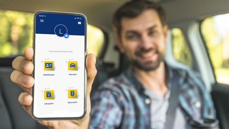 Motoristas já podem pagar multas com 40% de desconto