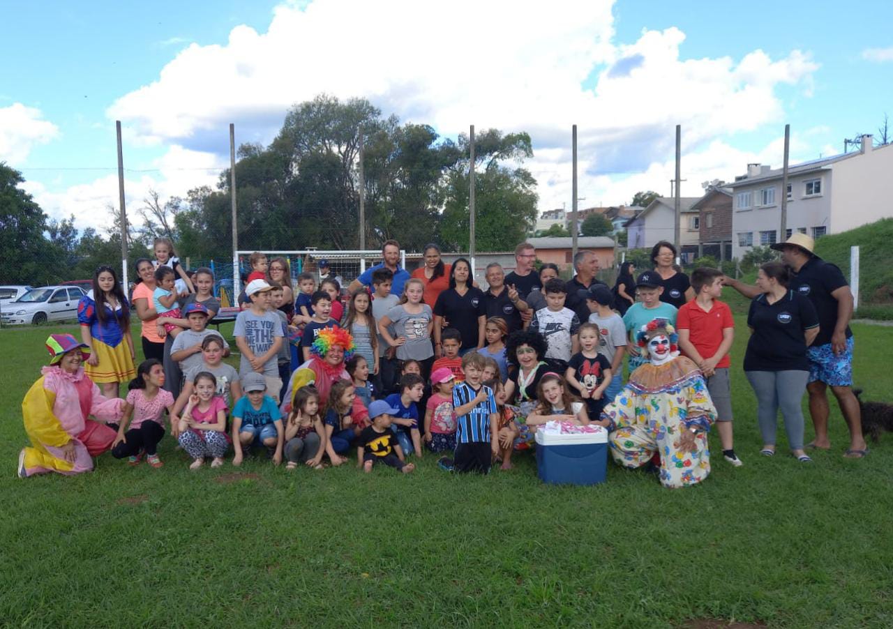 Associação de moradores do Bairro Progresso promoveu evento de Dia das Crianças