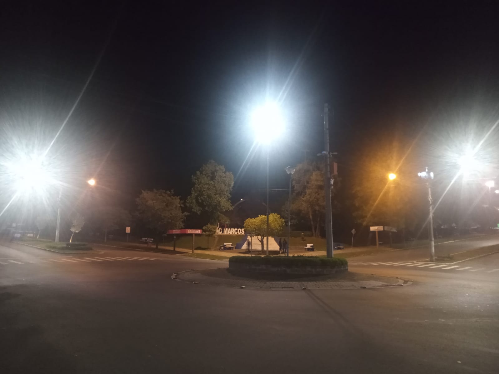 Praça Dante Marcucci deve ficar sem luz por pelo menos mais 15 dias