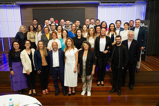 Lisete Oselame e Adriana Silva assumem nova gestão da ARI Serra Gaúcha para o triênio 2025–2027