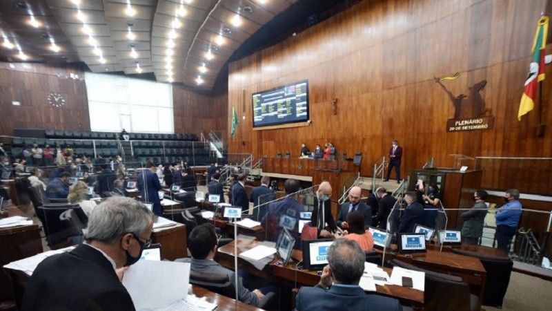 Reajuste do piso do magistério foi aprovado nesta quarta-feira (22)
