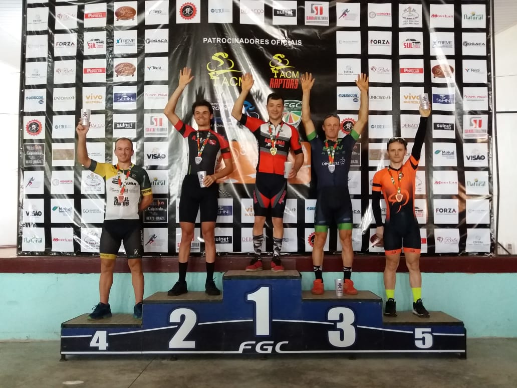 Ciclista de São Marcos é campeão da 3ª Volta da Buriti